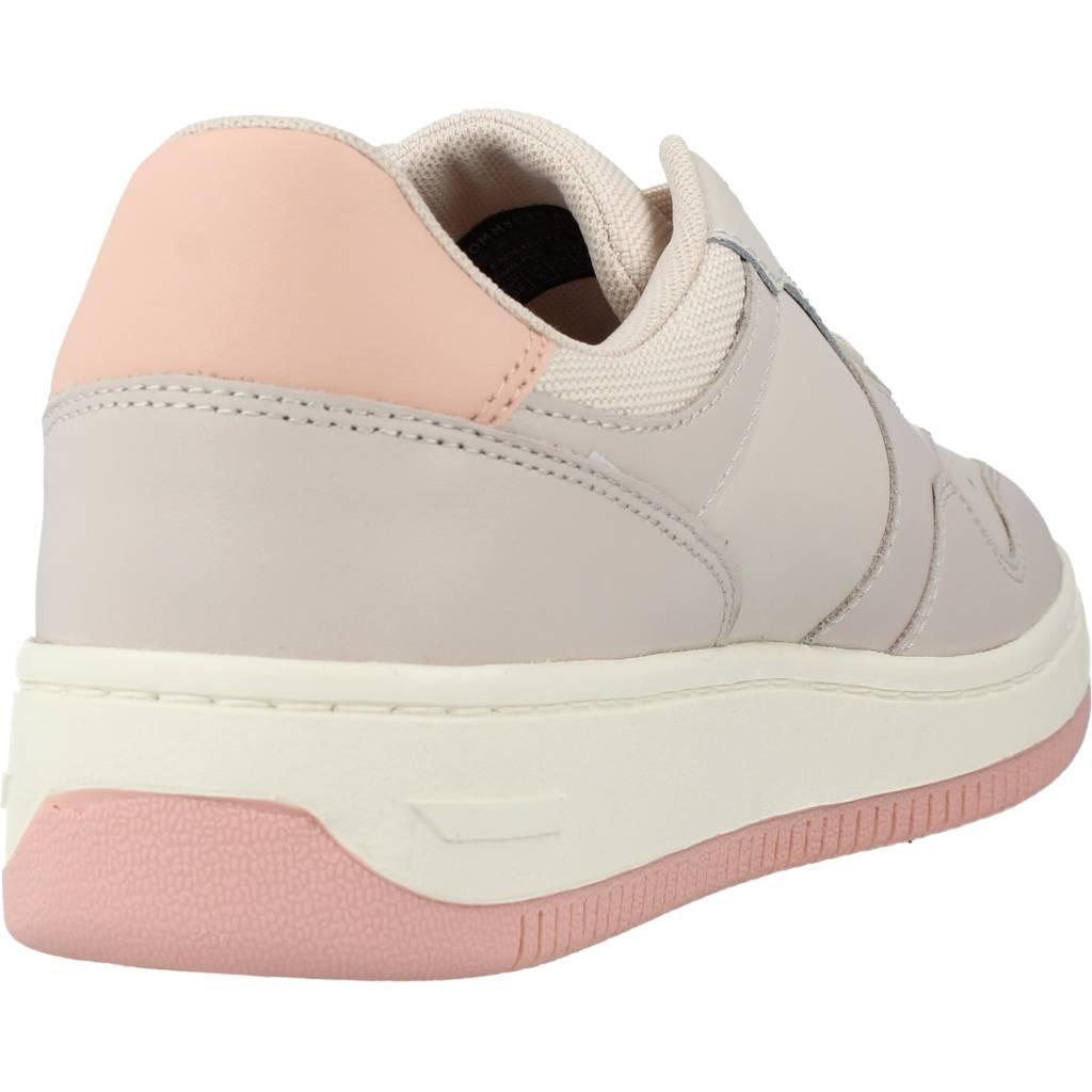 TOMMY JEANS RETRO BASKET en color BEIS (3)
