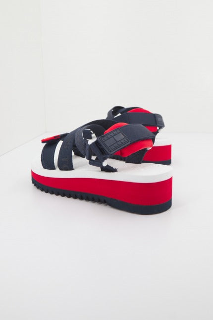 TOMMY JEANS FLATFORM EVA en color AZUL (3)