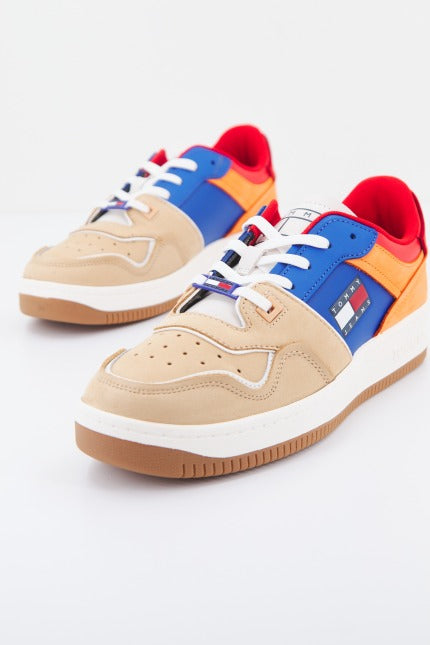 TOMMY JEANS NUBUK BASKET en color MULTICOLOR (1)