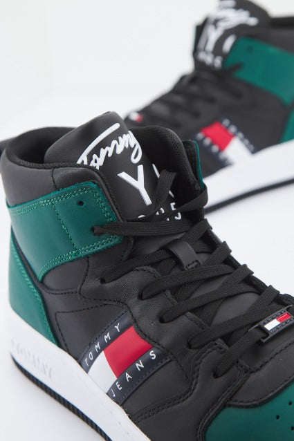 TOMMY JEANS LEATHER MID CUT BASKET en color NEGRO (4)