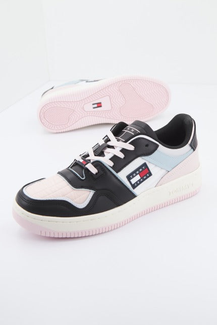 TOMMY JEANS PASTEL LOW B en color MULTICOLOR (1)