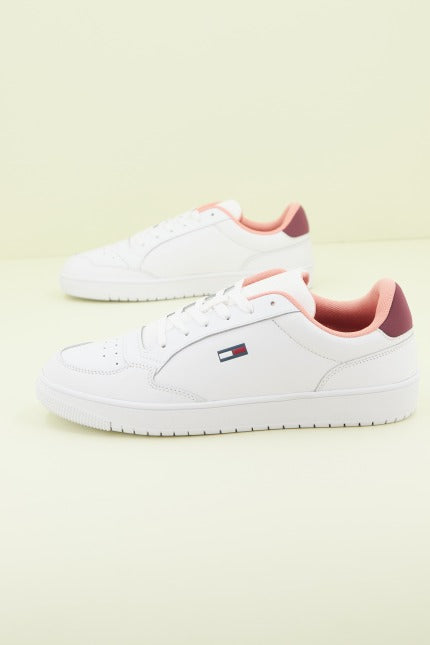 TOMMY JEANS COURT CUPSOL en color BLANCO (2)