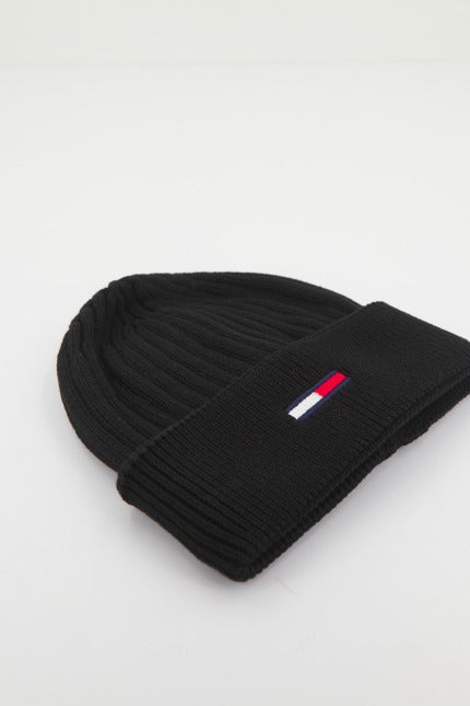 TOMMY JEANS TJW FLAG BEANIE en color NEGRO (2)