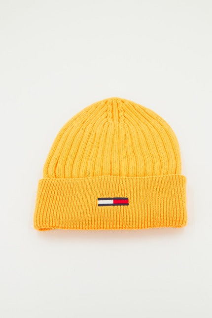TOMMY JEANS TJW FLAG BEANIE en color AMARILLO (1)