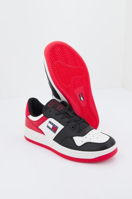 TOMMY JEANS BASKET LEATHER en color NEGRO (1)
