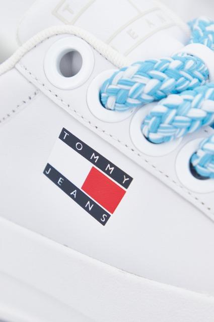 TOMMY JEANS CITY FLATFORM en color BLANCO (4)
