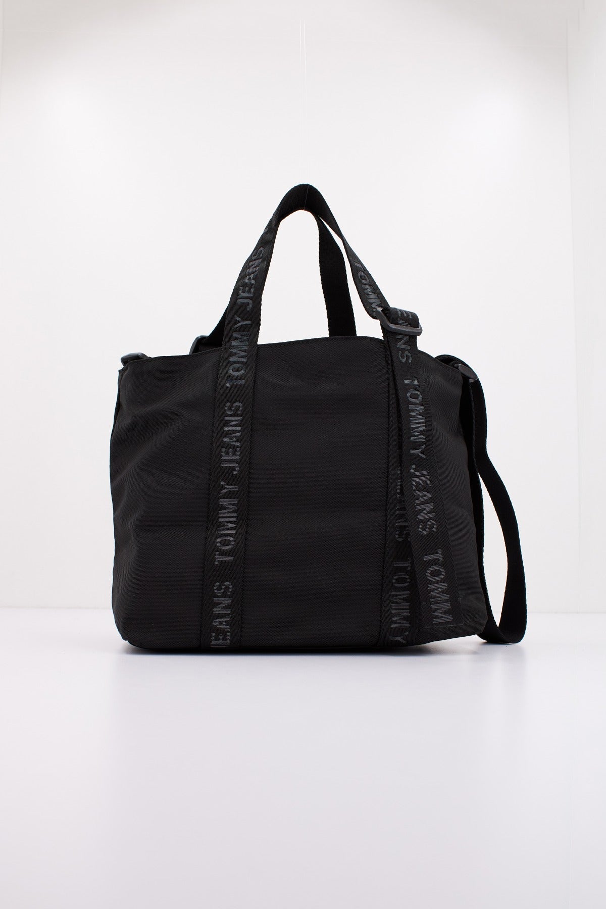 TOMMY JEANS TJW ESSENTIAL DAILY MINI en color NEGRO (3)