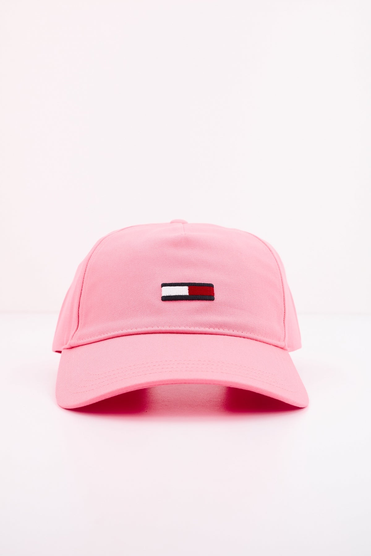TOMMY JEANS TJW ELONGATED FLAG CAP en color ROSA (1)