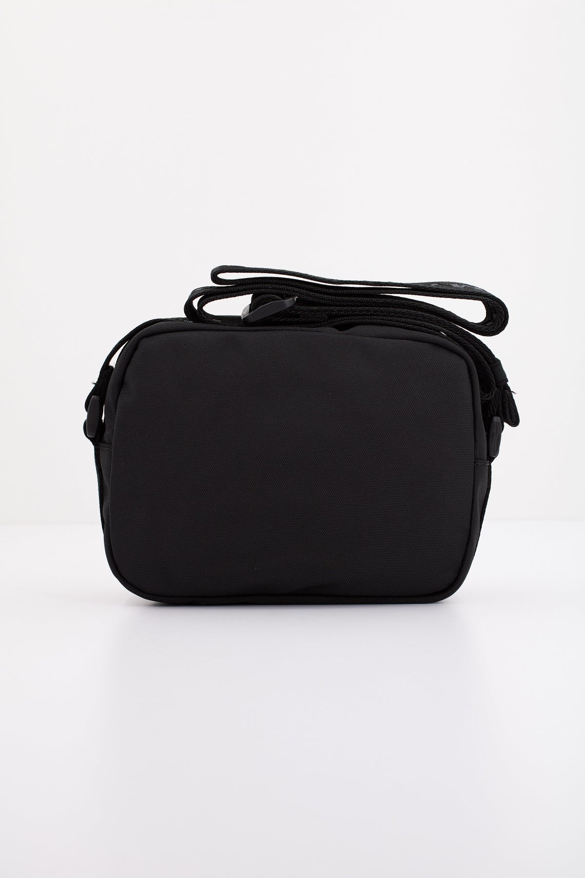 TOMMY JEANS TJW ESS DAILY CROSSOVER en color NEGRO (3)