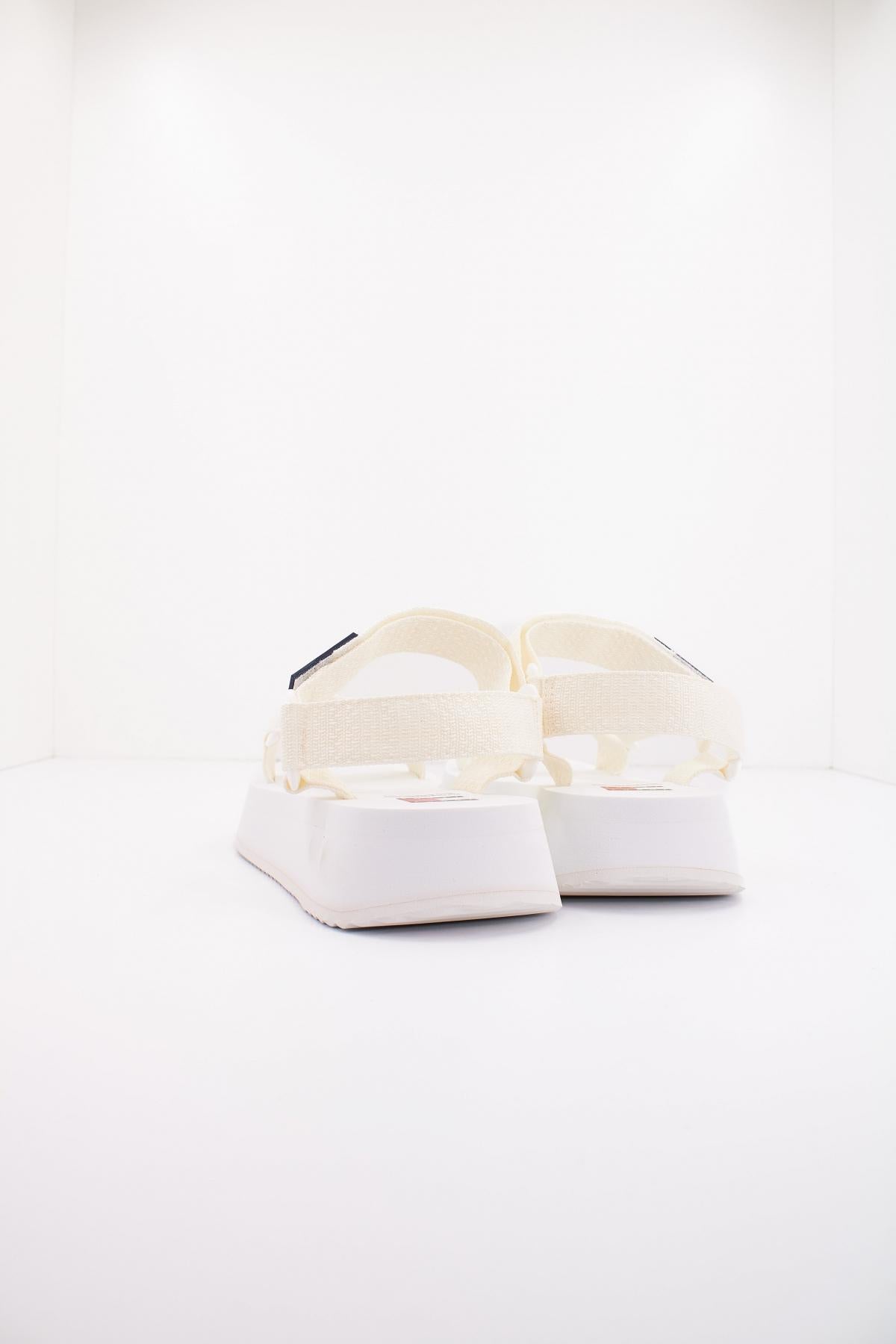 TOMMY JEANS TJW EVA SANDAL en color BLANCO (3)