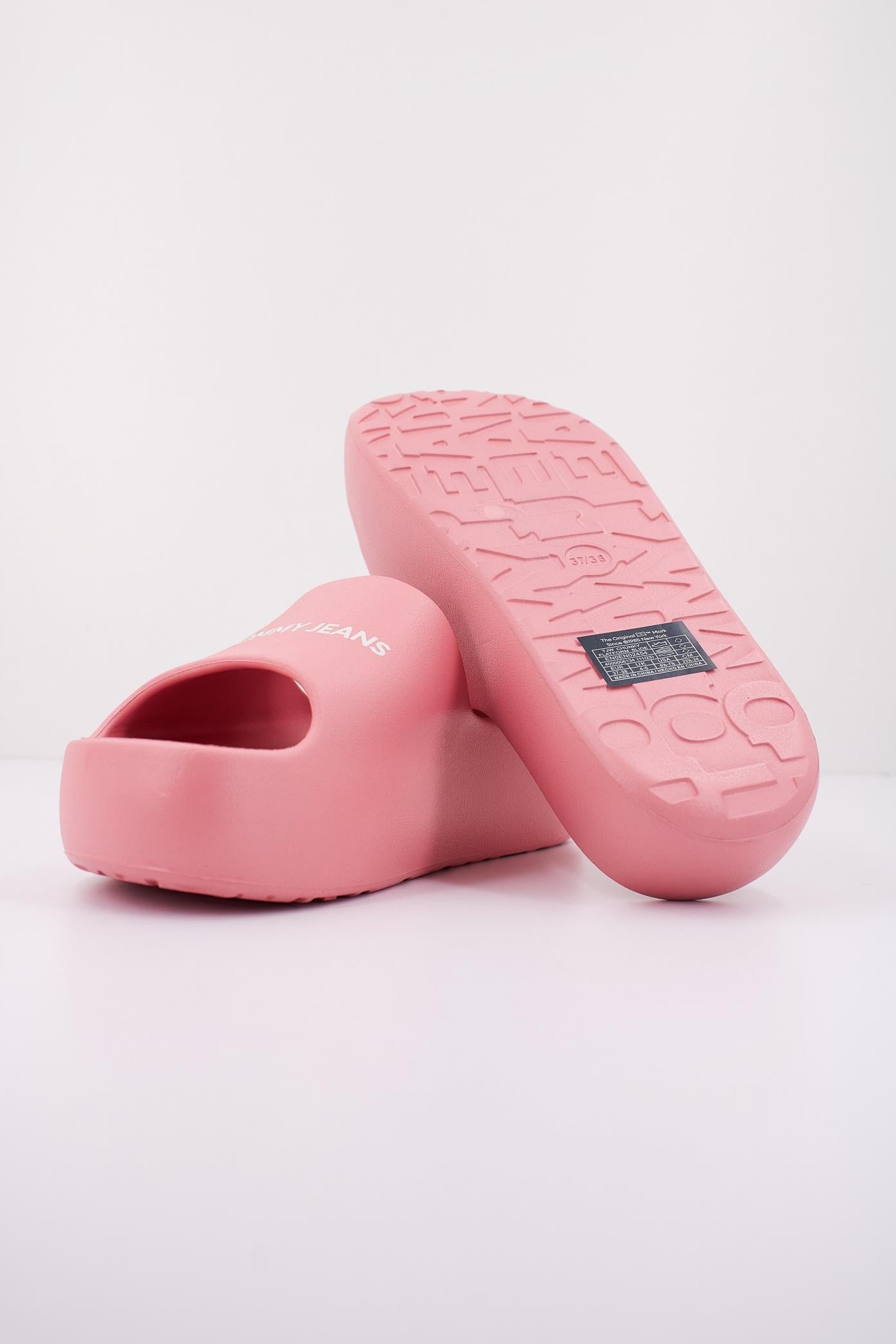 TOMMY JEANS TJW CHUNKY FLATFORM SLID en color ROSA (4)