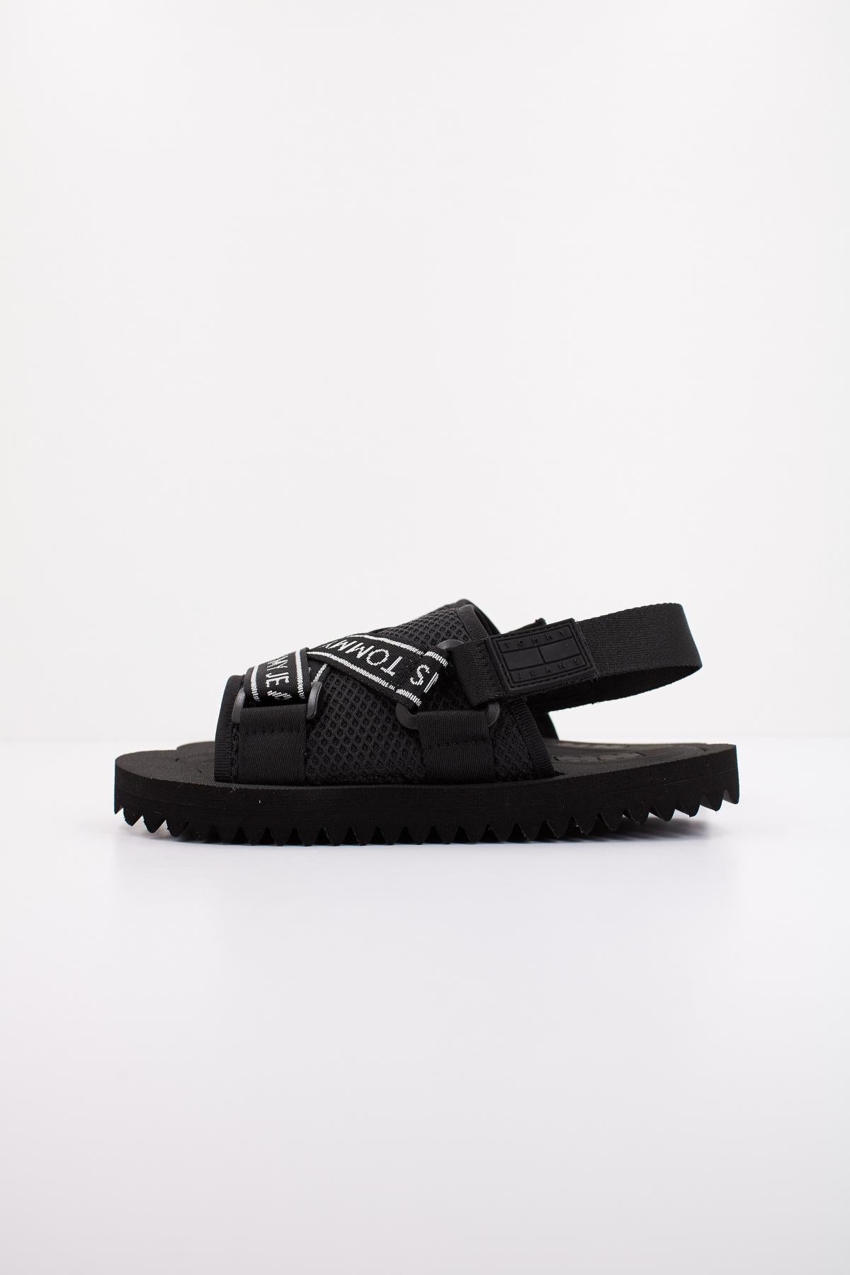 TOMMY JEANS ENEN en color NEGRO (1)