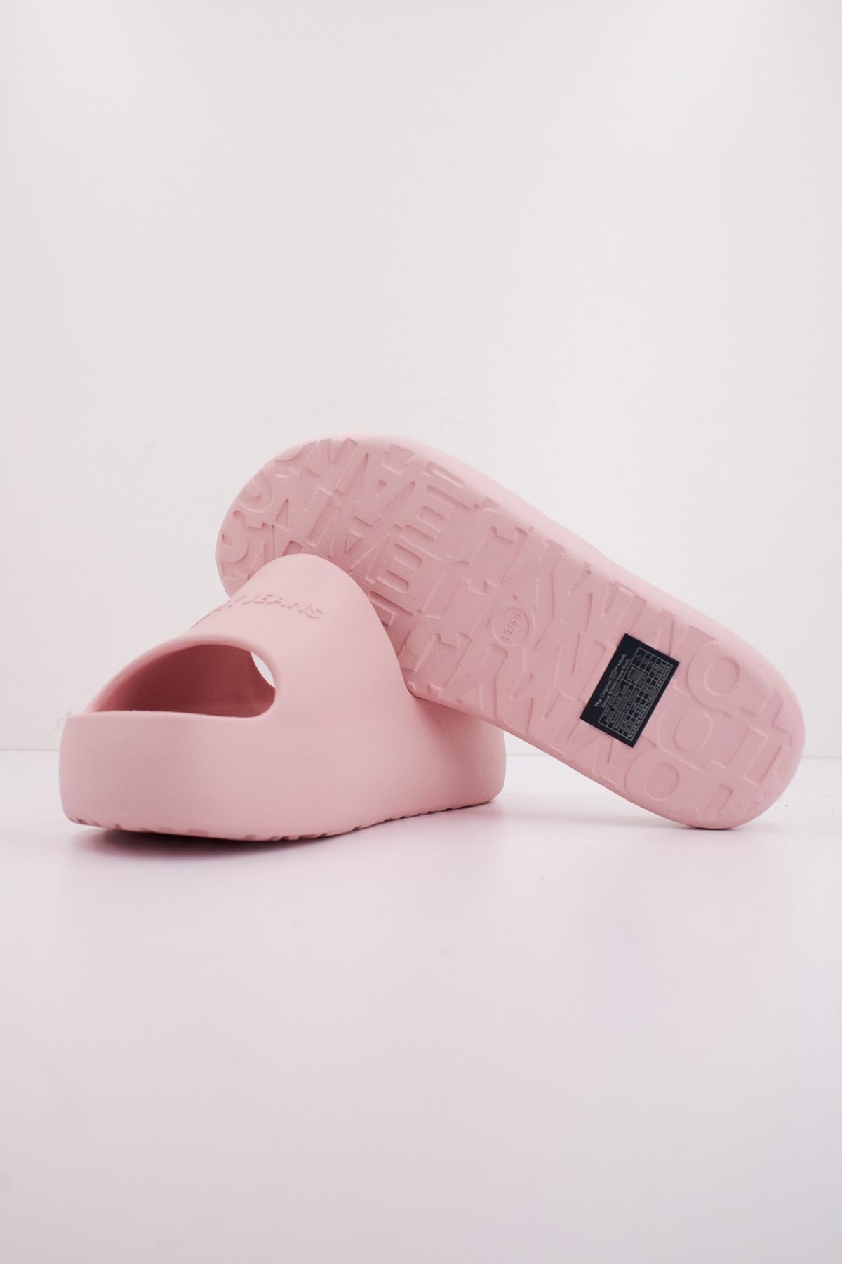 TOMMY JEANS CHUNKY POOL SLIDE ESS en color ROSA (5)