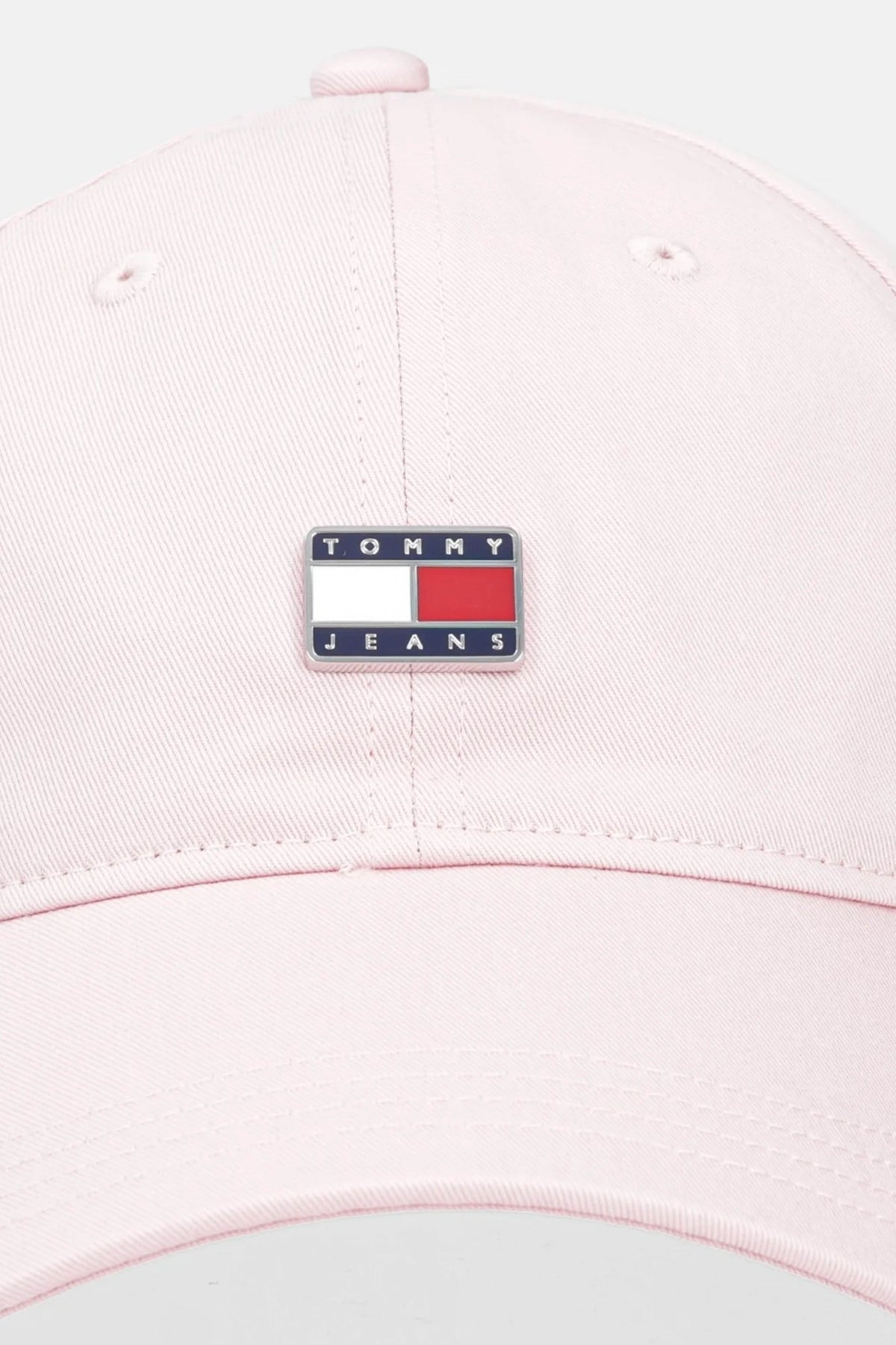 TOMMY JEANS HERITATGE PLAQUE CAP en color ROSA (4)