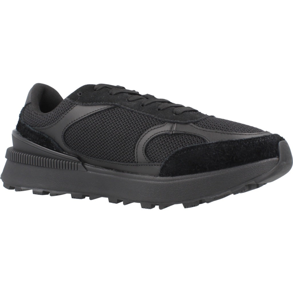 TOMMY JEANS TJM TECHNICAL RUNNER ESS en color NEGRO (5)