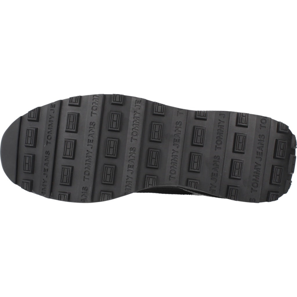 TOMMY JEANS TJM TECHNICAL RUNNER ESS en color NEGRO (6)