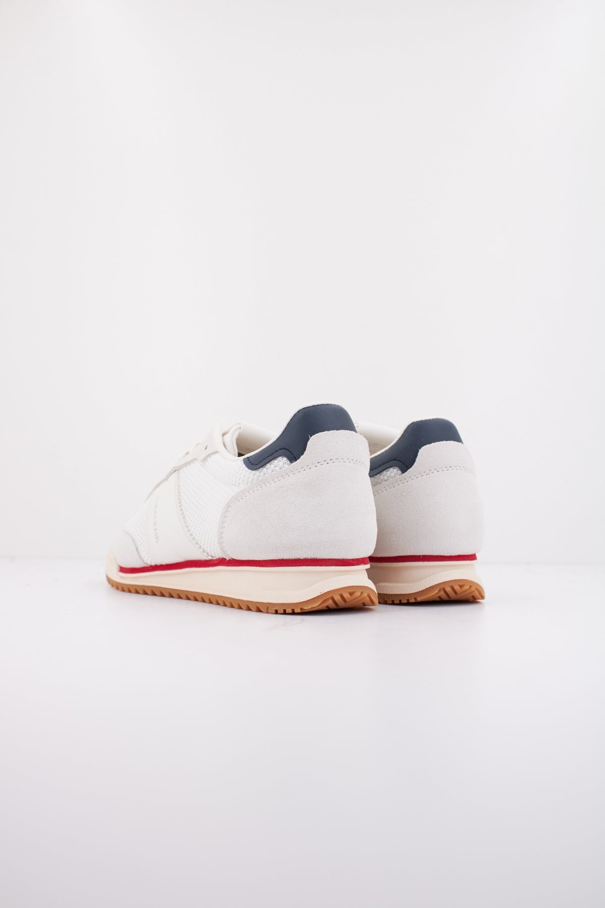 TOMMY JEANS TJW LOW PROFILE RUNNER en color BLANCO (4)