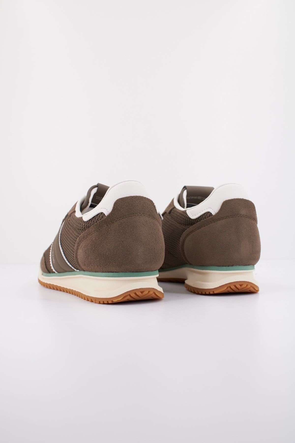 TOMMY JEANS TJW LOW PROFILE RUNNER en color VERDE (4)