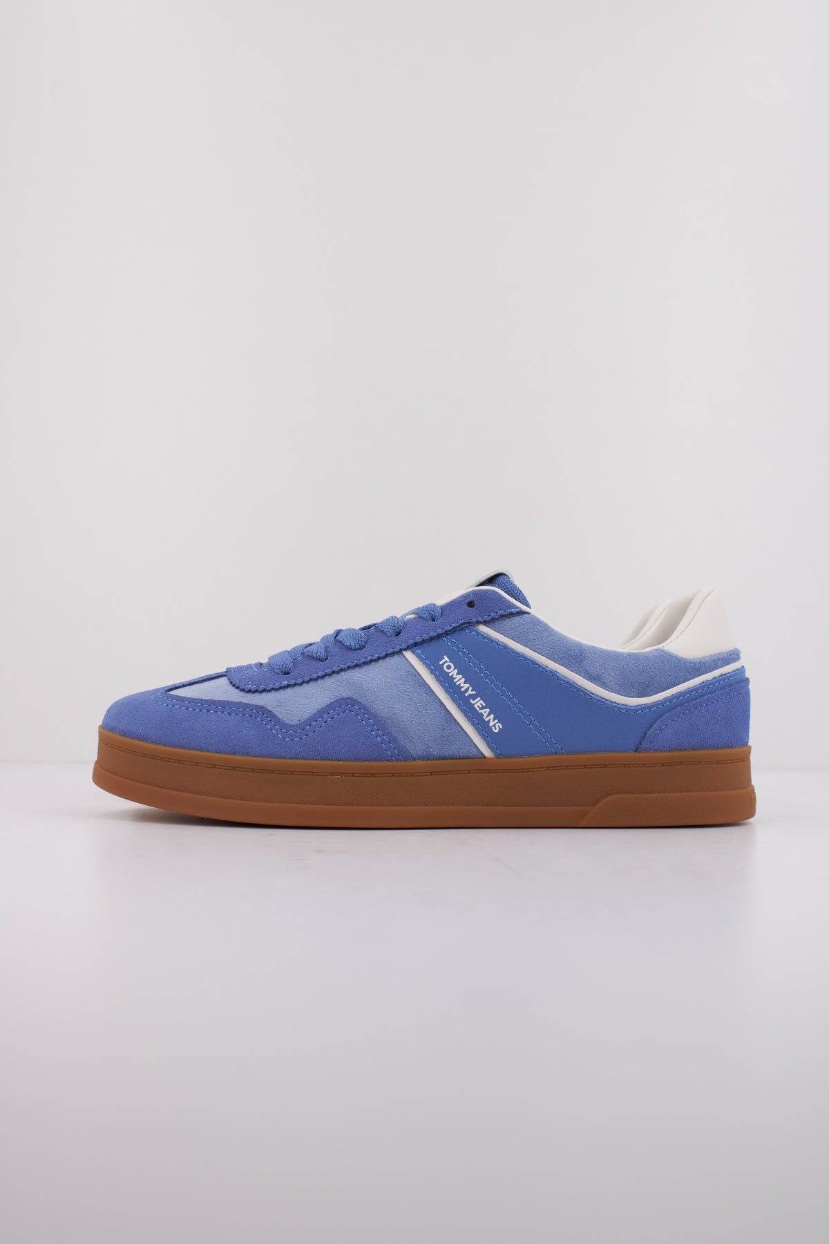 TOMMY JEANS THE GREENWICH en color AZUL (1)