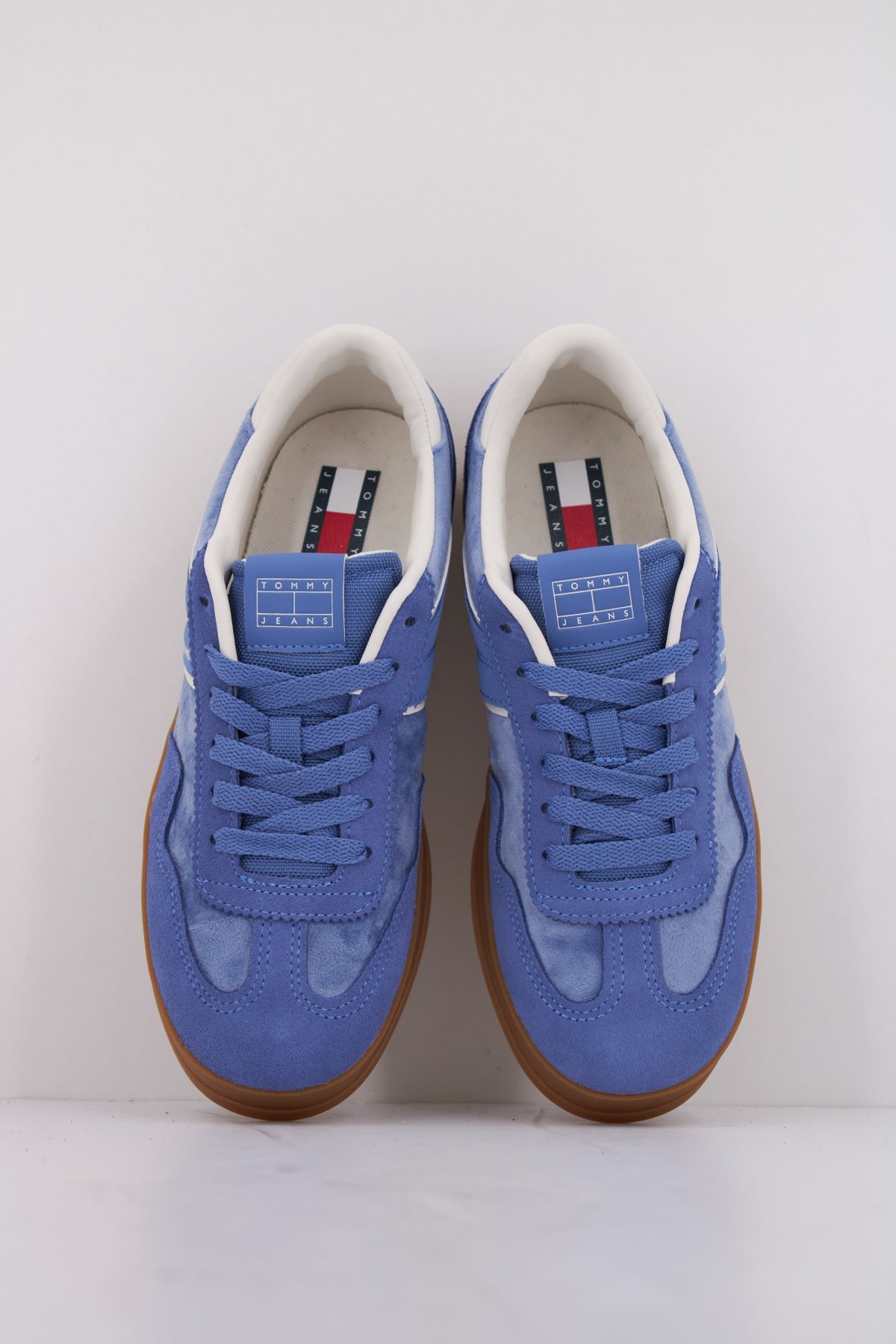 TOMMY JEANS THE GREENWICH en color AZUL (3)