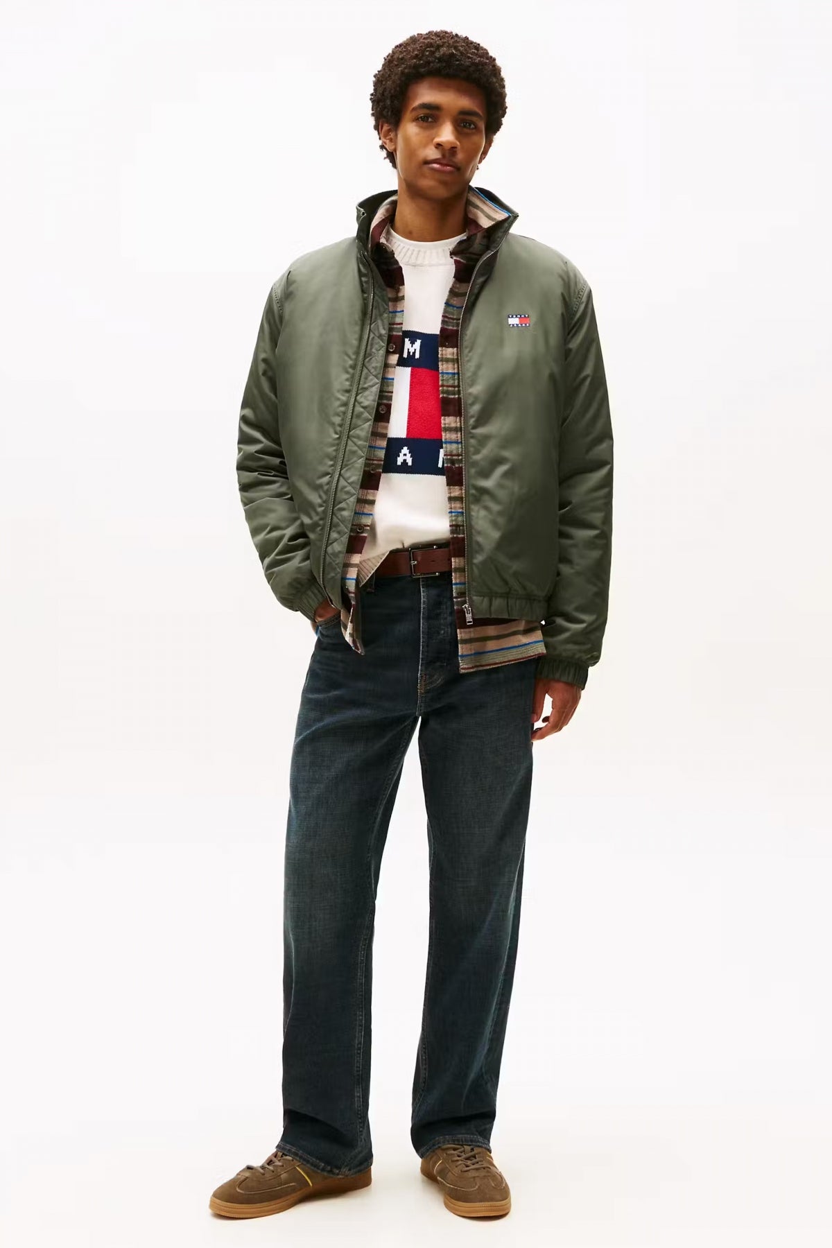 TOMMY JEANS TJM ESSENTIAL PADDED JAC en color VERDE (4)