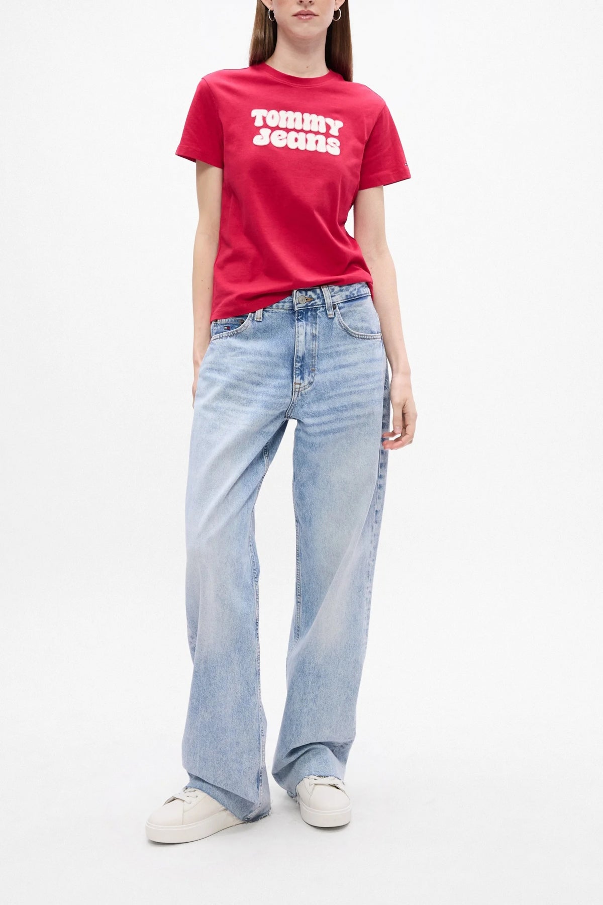 TOMMY JEANS TJW REG ESSENTIAL LOGO en color ROJO (4)