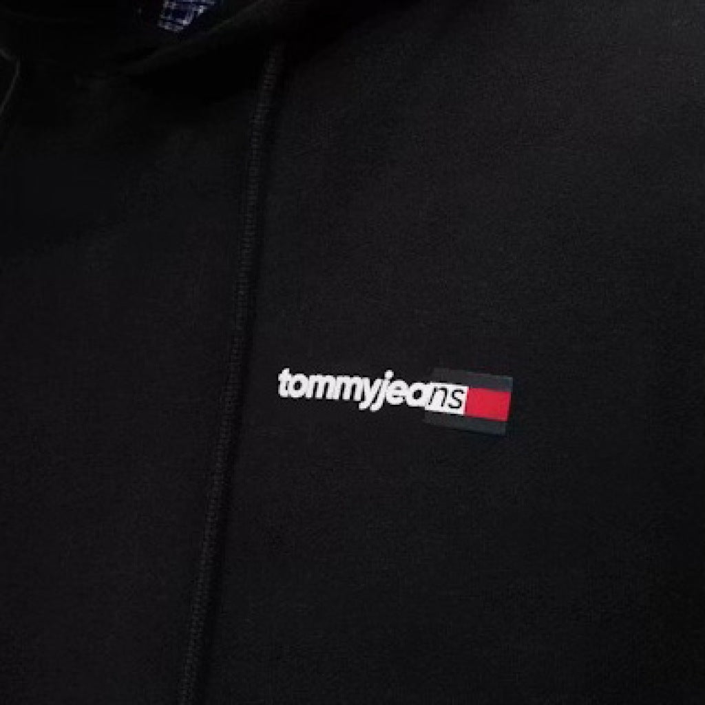 TOMMY JEANS DMDM REG ENTRY DNA en color NEGRO (6)