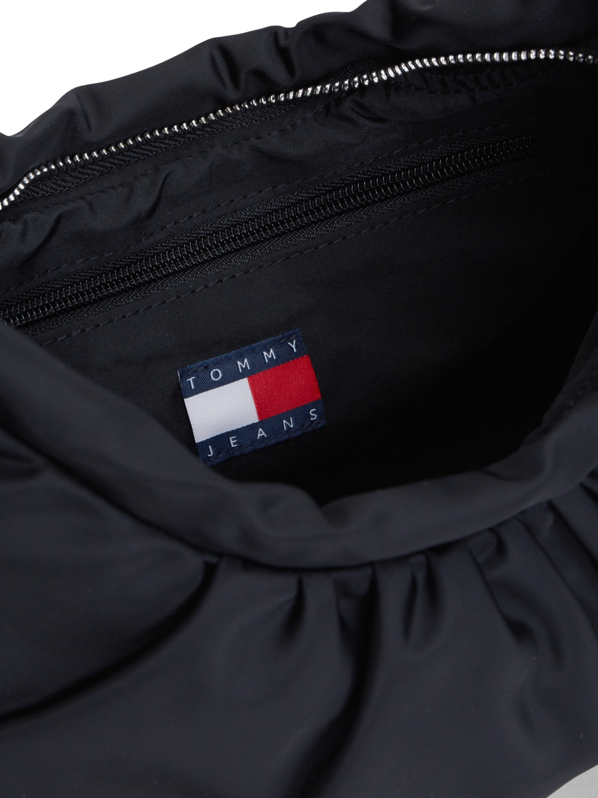TOMMY JEANS AWAW TJW ICON CHARMS en color AZUL (3)