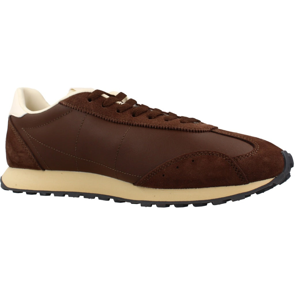 TOMMY JEANS RETRO RUNNER ARCHIVE en color MARRON (5)