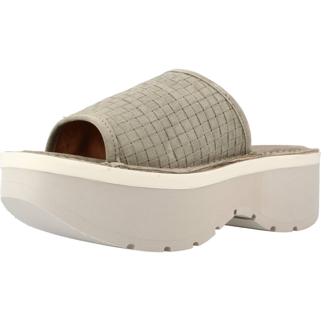 WEEKEND W en color VERDE (1)