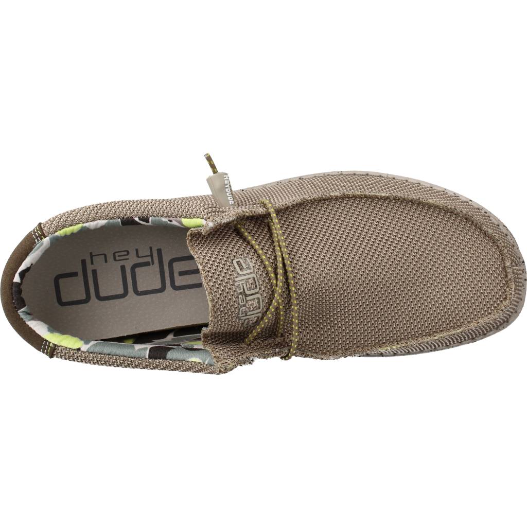 HEY DUDE WALLY SOX en color MARRON CLARO (7)