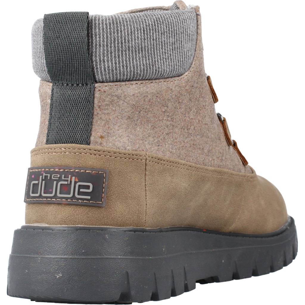 HEY DUDE TONYA ECO SHIELD en color MARRON (3)
