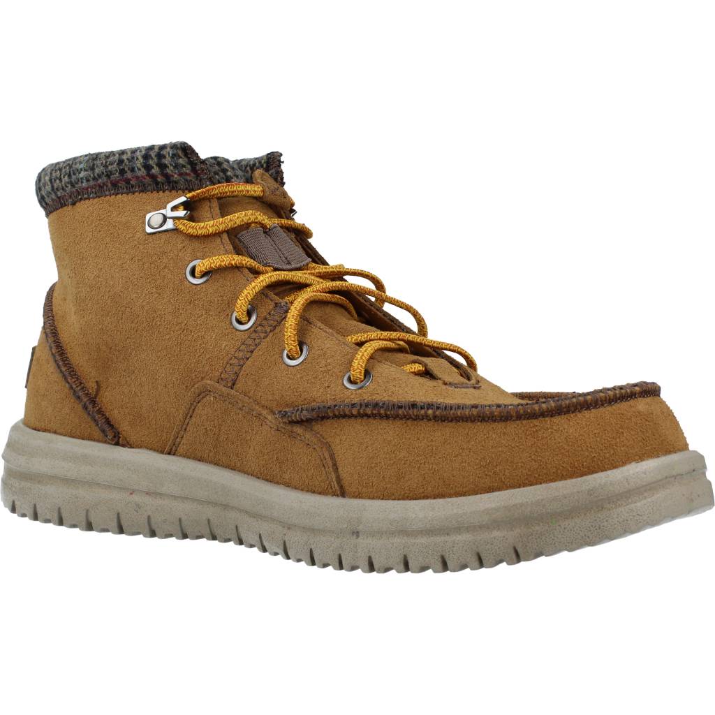 HEY DUDE BRADLEY ECO en color MARRON CLARO (5)