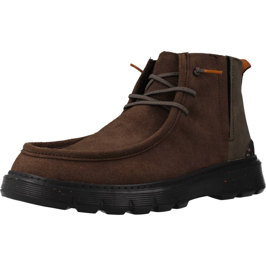 HEY DUDE BORIS ECO en color MARRON (1)