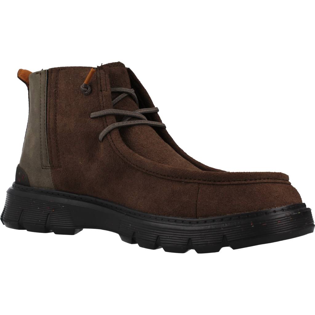 HEY DUDE BORIS ECO en color MARRON (5)