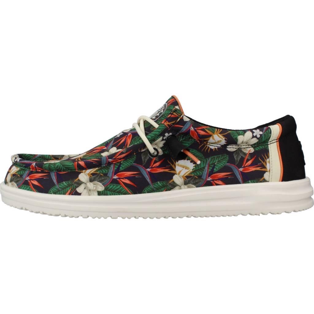 HEY DUDE WALLY HO en color FLORAL (2)