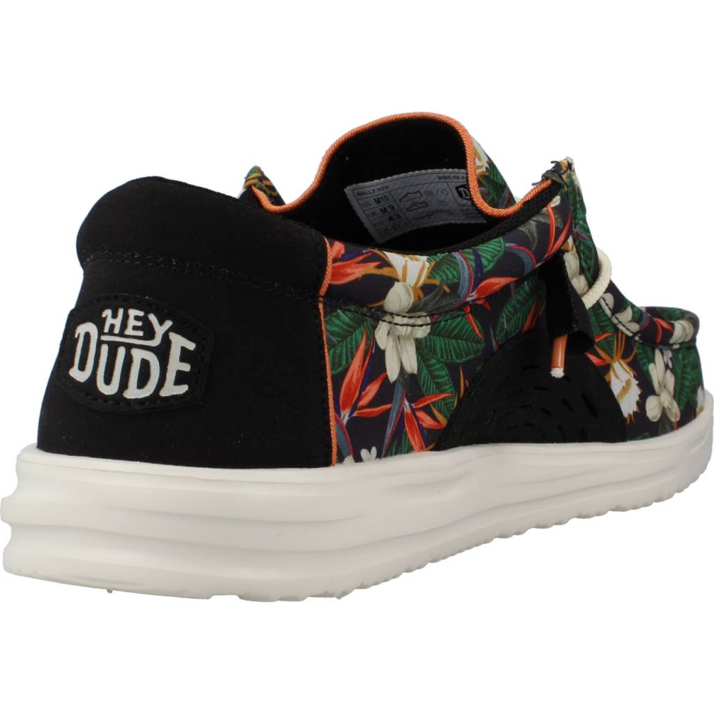 HEY DUDE WALLY HO en color FLORAL (3)