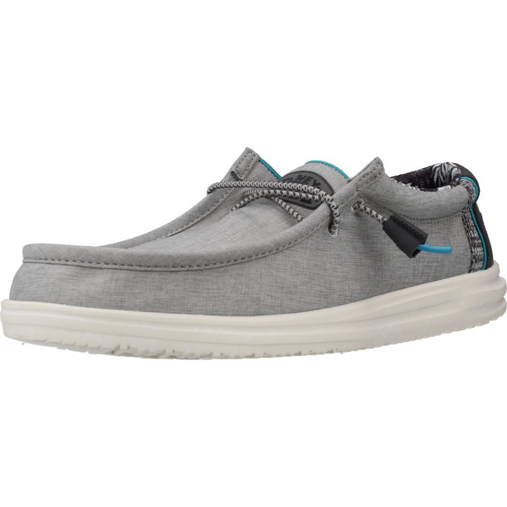 HEY DUDE WALLY HO en color GRIS (1)