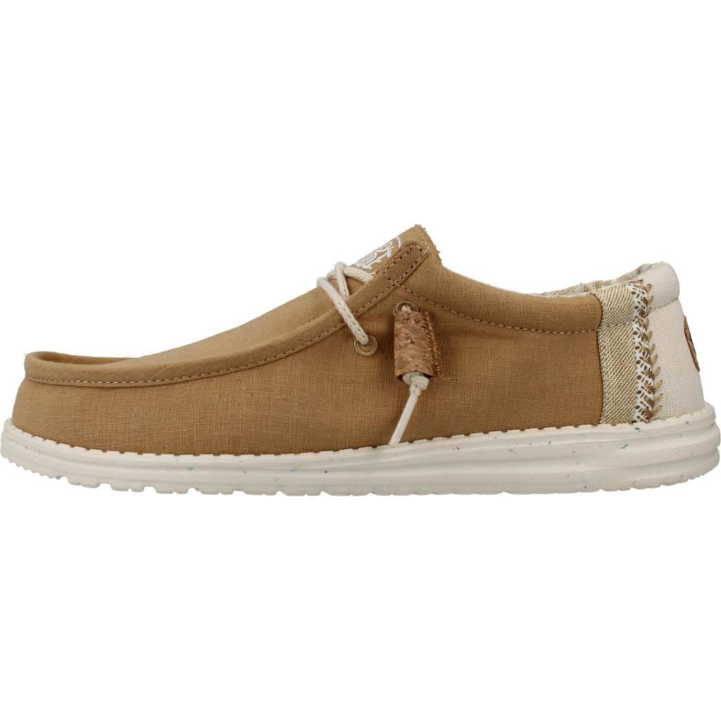 HEY DUDE WALLY LINEN NATURAL en color MARRON CLARO (2)