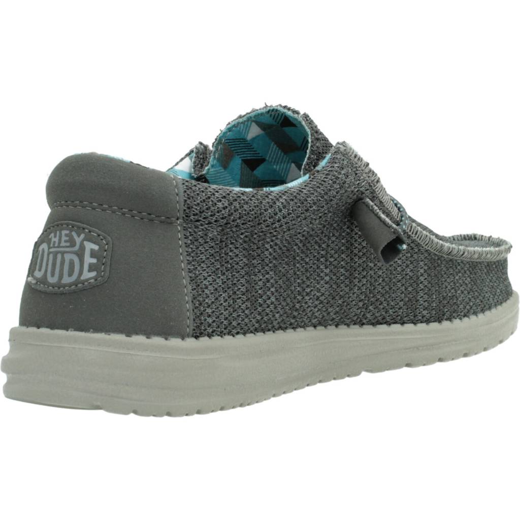 HEY DUDE H en color GRIS (3)