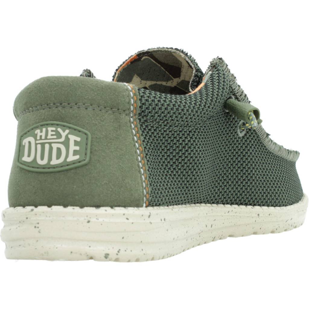 HEY DUDE WALLY SOX en color VERDE (3)