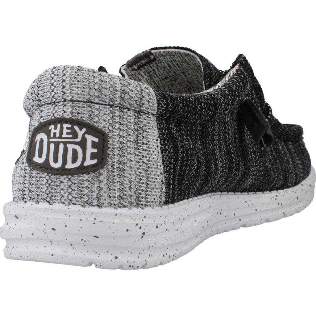 HEY DUDE WALLY STRETCH MIX en color GRIS (3)
