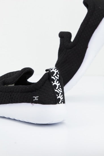 HEY DUDE CHLOE en color NEGRO (2)