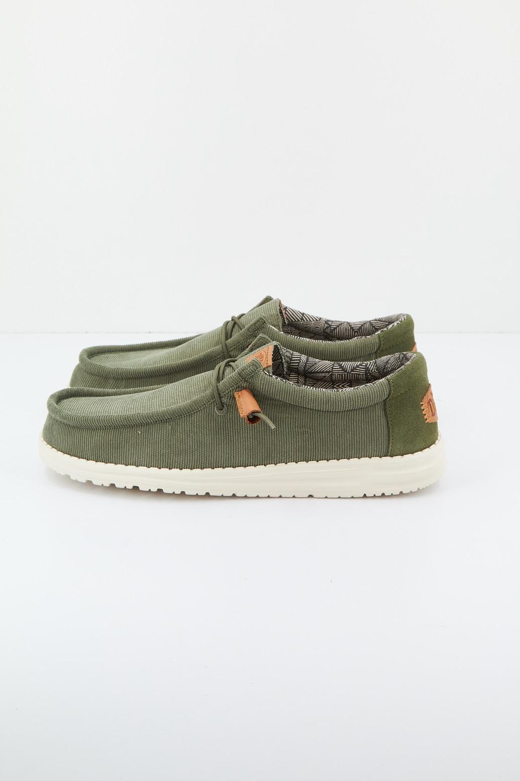 HEY DUDE WALLY CORDUROY en color VERDE (2)