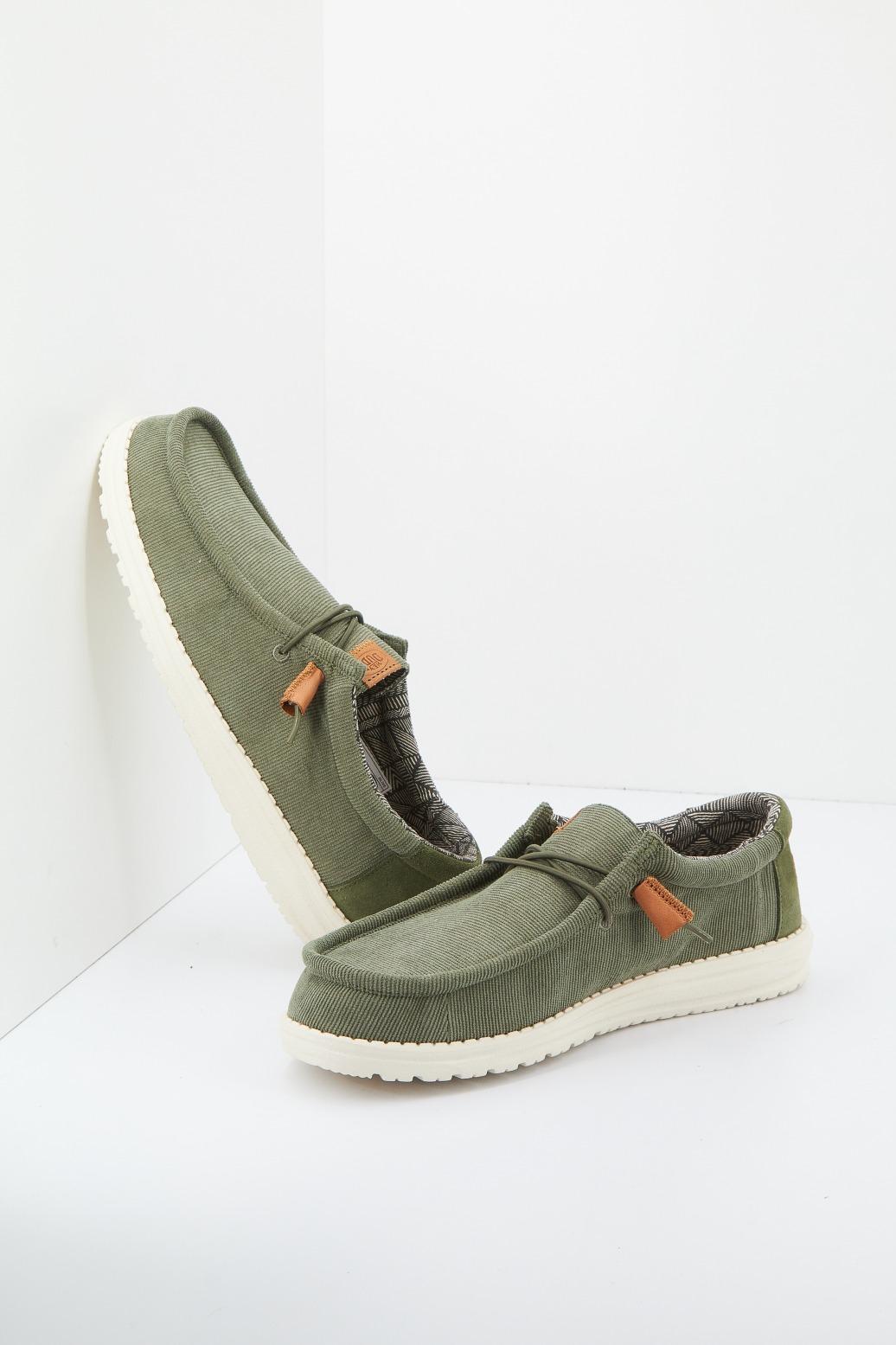 HEY DUDE WALLY CORDUROY en color VERDE (4)