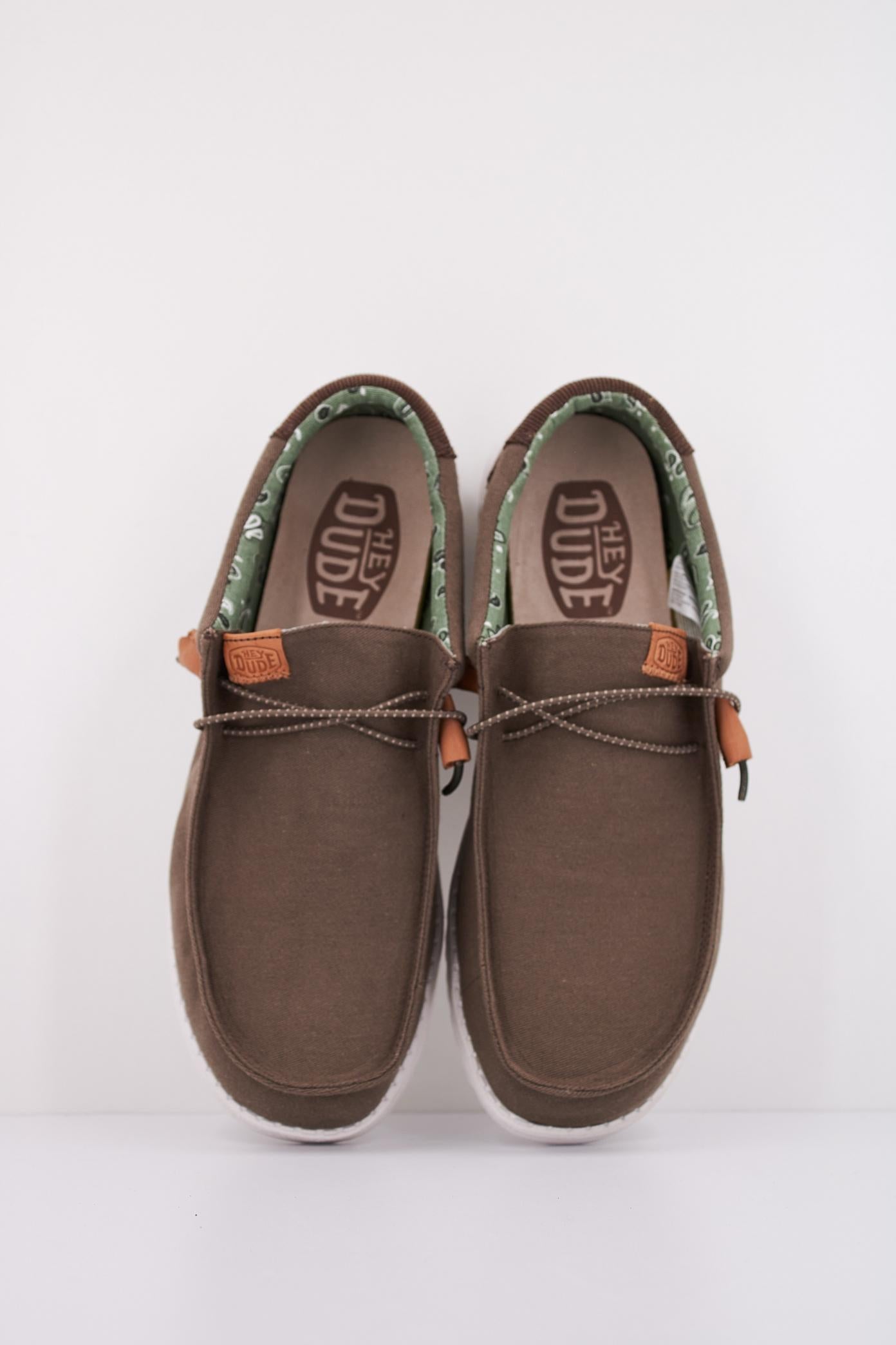 HEY DUDE WALLY WORKWEAR en color VERDE (3)