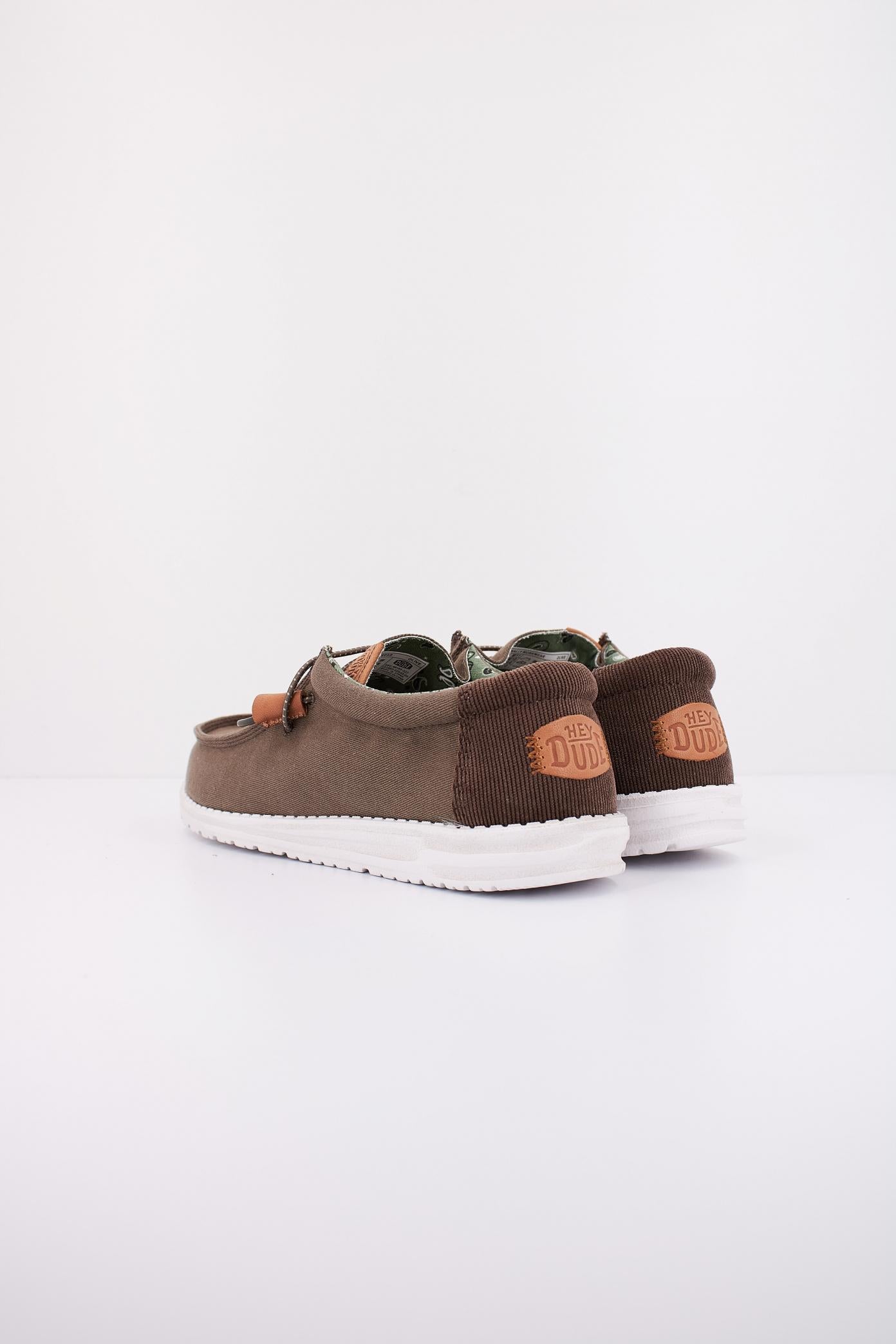 HEY DUDE WALLY WORKWEAR en color VERDE (4)