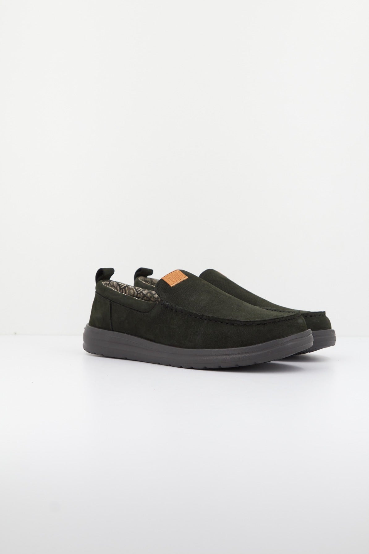 HEY DUDE WALLY GRIP MOC en color NEGRO (2)