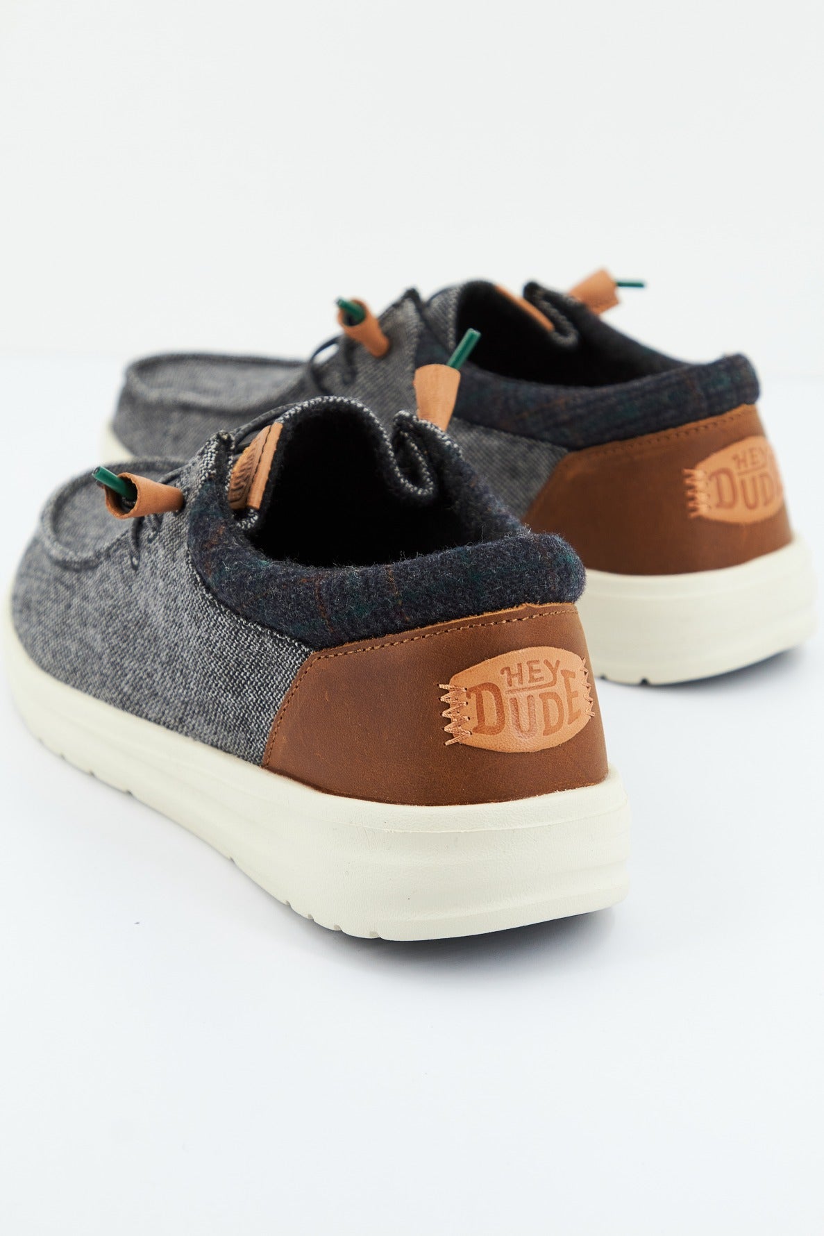 HEY DUDE WALLY GRIP WOOL en color GRIS (3)