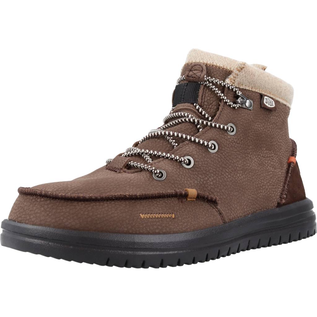 HEY DUDE BRADLEY BOOT LEATHER en color MARRON (1)